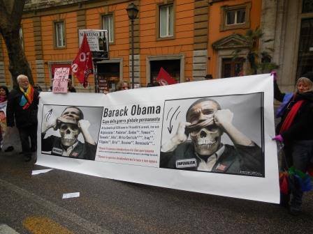 manifestazione a Roma per visita di Obama