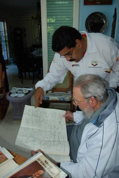 Incontro di Fidel con Maduro a L'Avana il 21 dicembre 2013