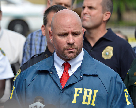 Ronald Hopper, ufficiale dell'FBI