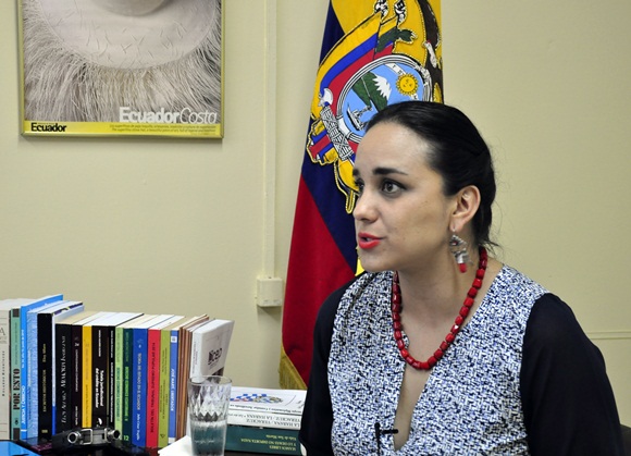 Gabriela-Rivadereira-presidenta-de-la-Asamblea-Nacional-de-Ecuador-4