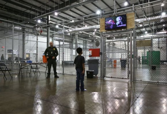 Il carcere de ICE per bambini migranti in McAllen, Texas